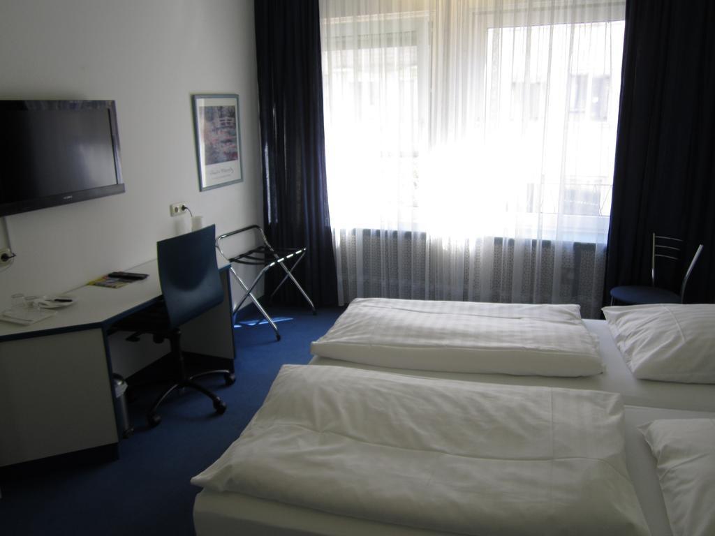 Hotel City Krame Am Romer - Self Check In Frankfurt nad Menem Zewnętrze zdjęcie